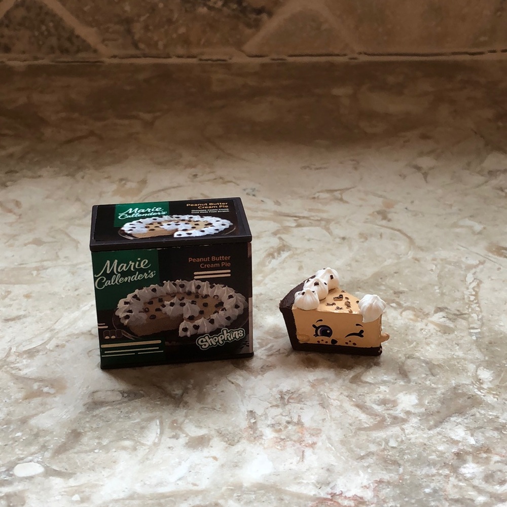 Shopkins real littles Marie Callender’s peanut butter cream pie